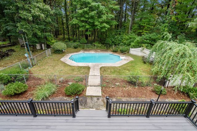 11 Summit Road, Southborough, MA 01772