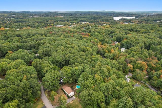 11 Summit Road, Southborough, MA 01772