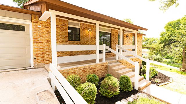1506 Creek HOLW, Austin, TX 78754