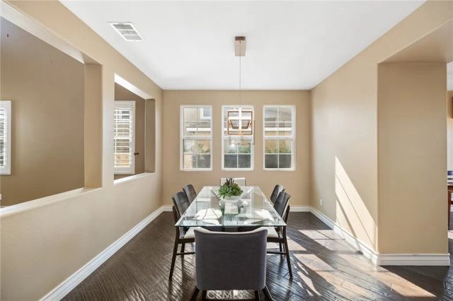 30214 Trois Valley, Murrieta, CA 92563