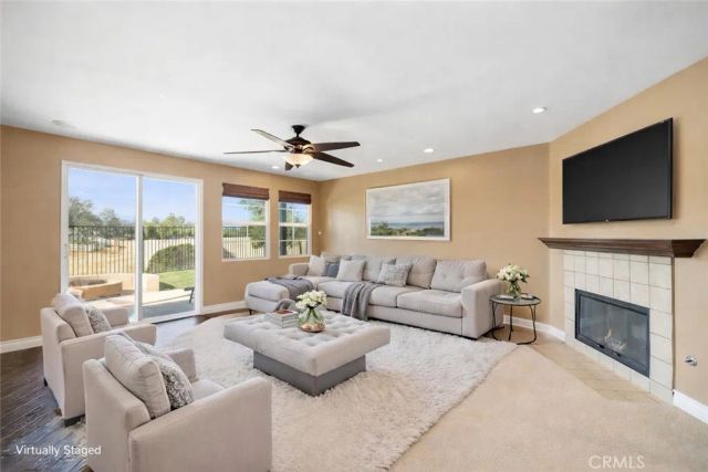 30214 Trois Valley, Murrieta, CA 92563