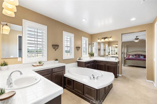 30214 Trois Valley, Murrieta, CA 92563