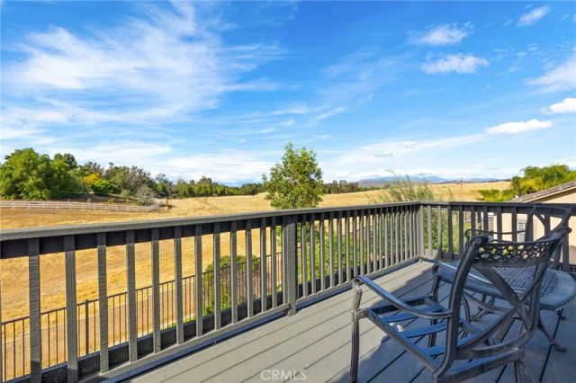 30214 Trois Valley, Murrieta, CA 92563