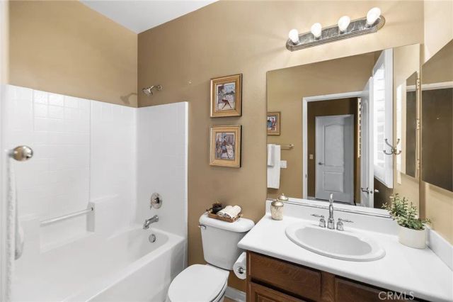 30214 Trois Valley, Murrieta, CA 92563