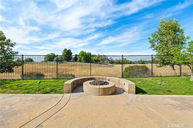 30214 Trois Valley, Murrieta, CA 92563