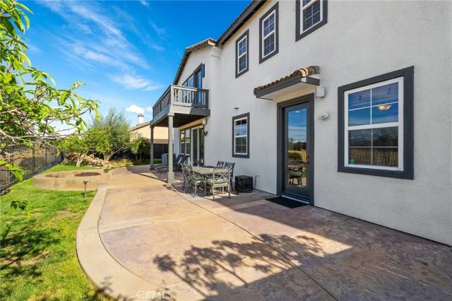 30214 Trois Valley, Murrieta, CA 92563