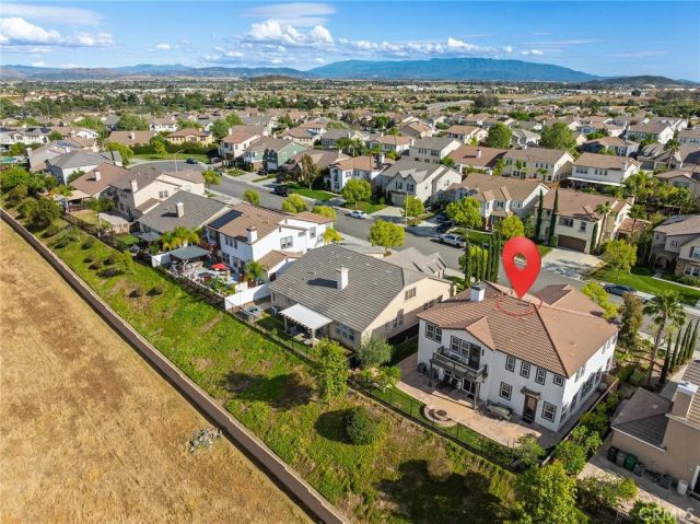 30214 Trois Valley, Murrieta, CA 92563