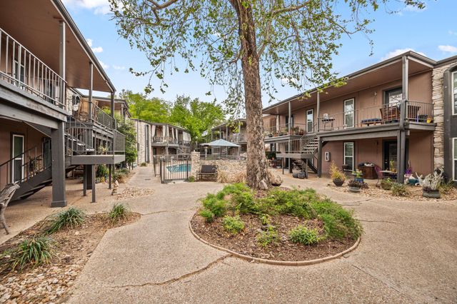 5820 Berkman DR 119, Austin, TX 78723