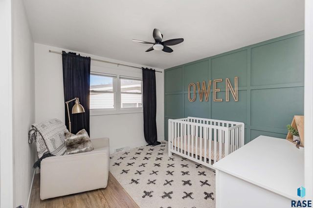 4301 S Glenview Rd Road, Sioux Falls, SD 57103