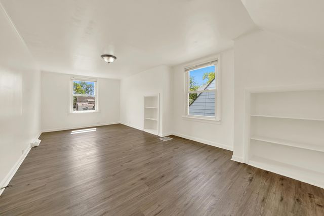 3817 W 86th Street, Chicago, IL 60652