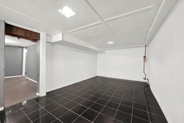 3817 W 86th Street, Chicago, IL 60652
