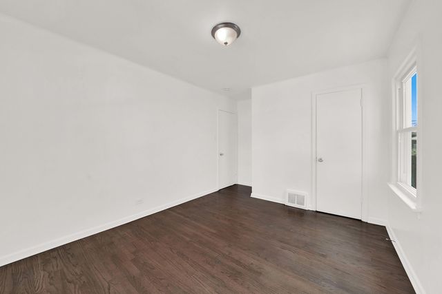 3817 W 86th Street, Chicago, IL 60652