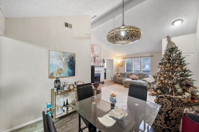 2920 Hilltop Drive, Euless, TX 76039