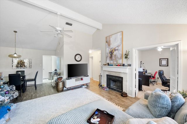 2920 Hilltop Drive, Euless, TX 76039