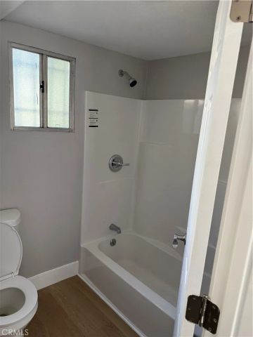 138 E 60th Street, Los Angeles, CA 90003
