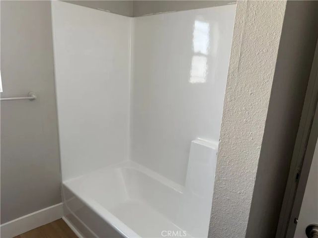 138 E 60th Street, Los Angeles, CA 90003