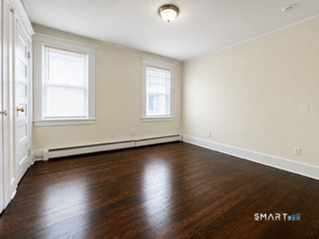 40-44 Vine Street 3, Bridgeport, CT 06604