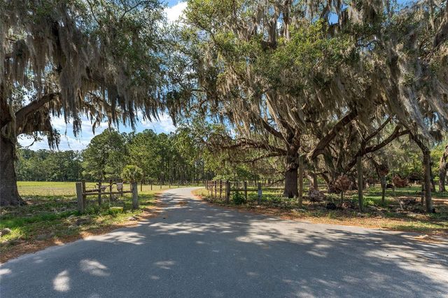 15120 SE 85TH STREET, Ocklawaha, FL 32179