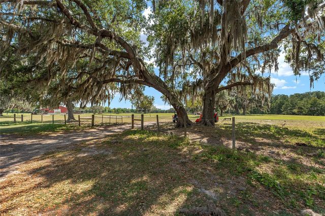 15120 SE 85TH STREET, Ocklawaha, FL 32179