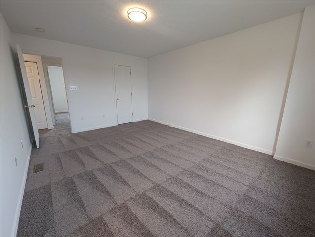 28 Cinque Terra Pl, Finleyville, PA 15332