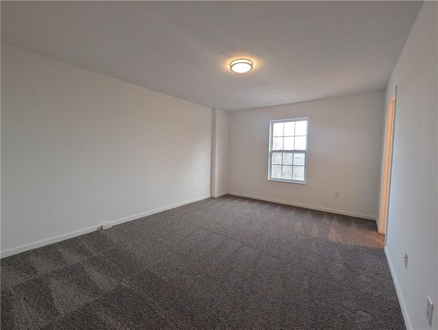 28 Cinque Terra Pl, Finleyville, PA 15332