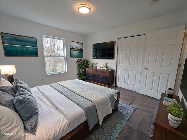 28 Cinque Terra Pl, Finleyville, PA 15332