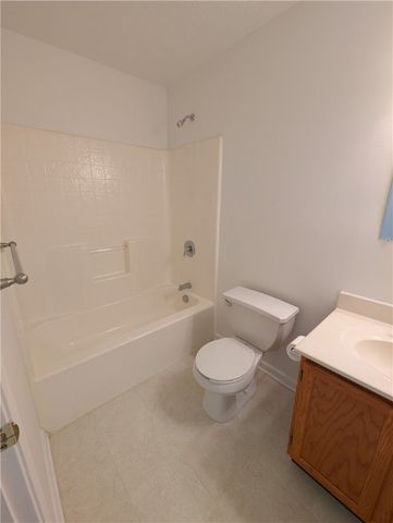 28 Cinque Terra Pl, Finleyville, PA 15332