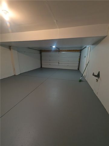 28 Cinque Terra Pl, Finleyville, PA 15332