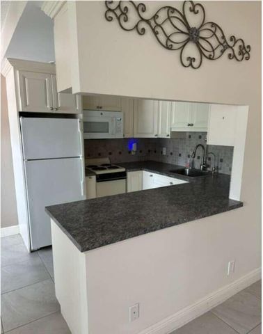 22 SE 3RD Terrace 26, Dania Beach, FL 33004
