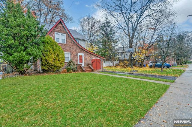425 Beatrice Street, Teaneck, NJ 07666