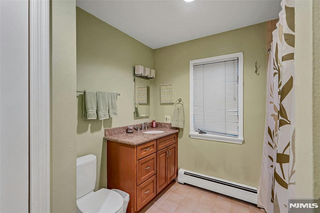 425 Beatrice Street, Teaneck, NJ 07666