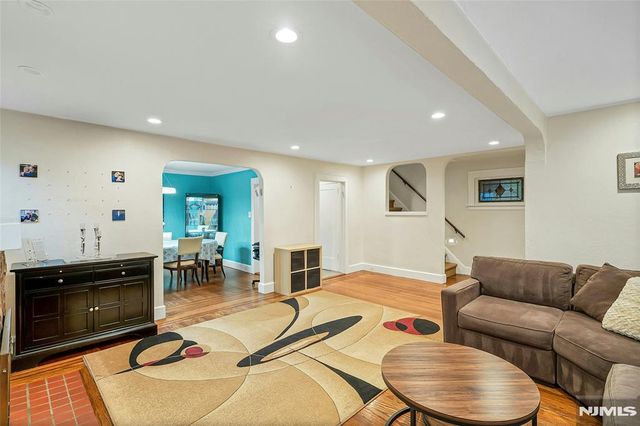 425 Beatrice Street, Teaneck, NJ 07666