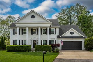 103 Crystal Springs Court, Chesterfield, MO 63005