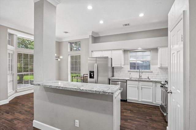 14139 Cascade Falls Drive, Houston, TX 77062