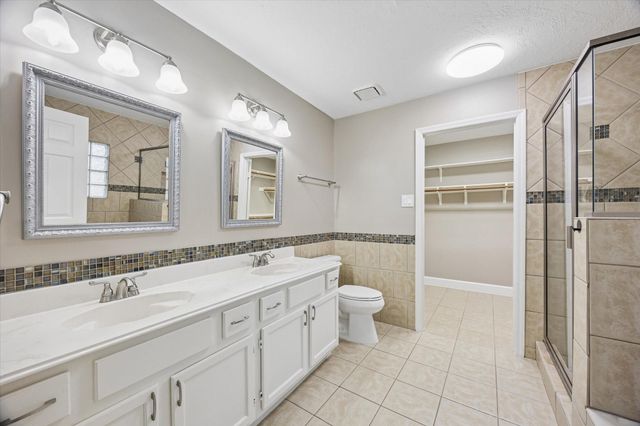 14139 Cascade Falls Drive, Houston, TX 77062