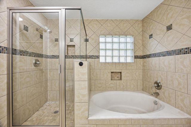 14139 Cascade Falls Drive, Houston, TX 77062