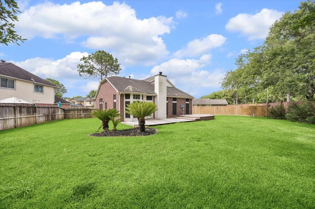 14139 Cascade Falls Drive, Houston, TX 77062