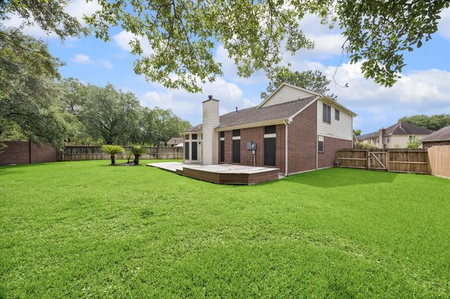 14139 Cascade Falls Drive, Houston, TX 77062