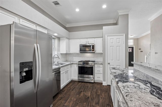 14139 Cascade Falls Drive, Houston, TX 77062