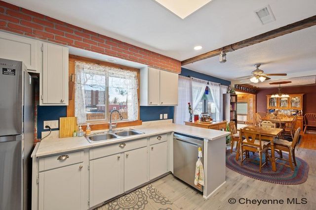 5509 FREDERICK DR, Cheyenne, WY 82009