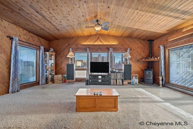 5509 FREDERICK DR, Cheyenne, WY 82009