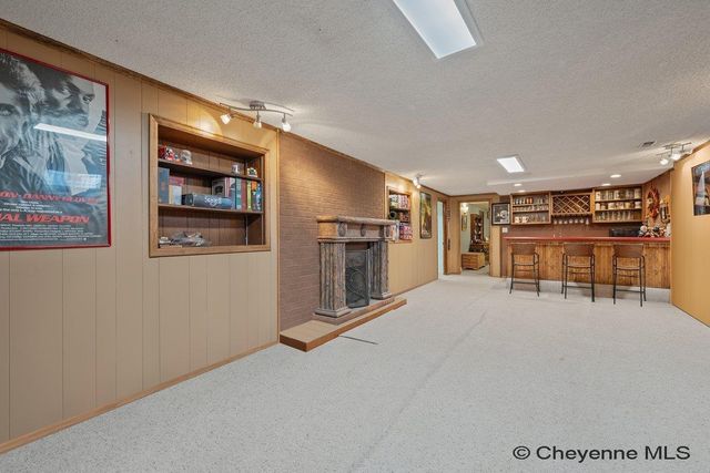 5509 FREDERICK DR, Cheyenne, WY 82009