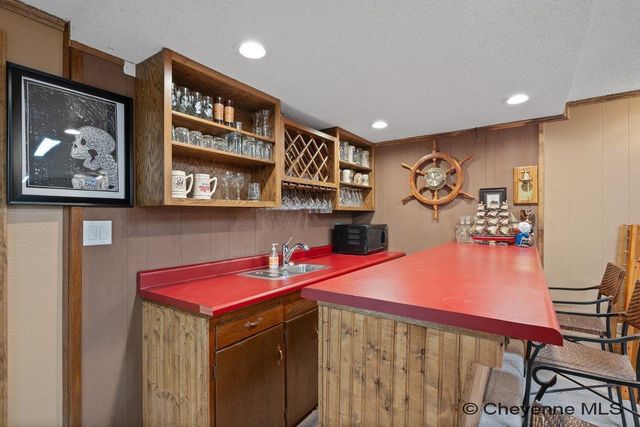 5509 FREDERICK DR, Cheyenne, WY 82009