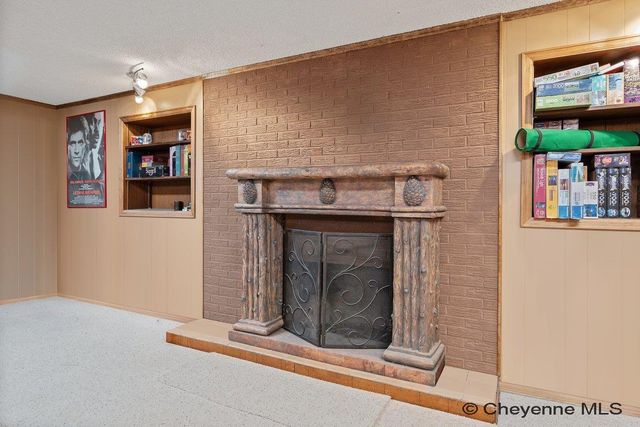 5509 FREDERICK DR, Cheyenne, WY 82009