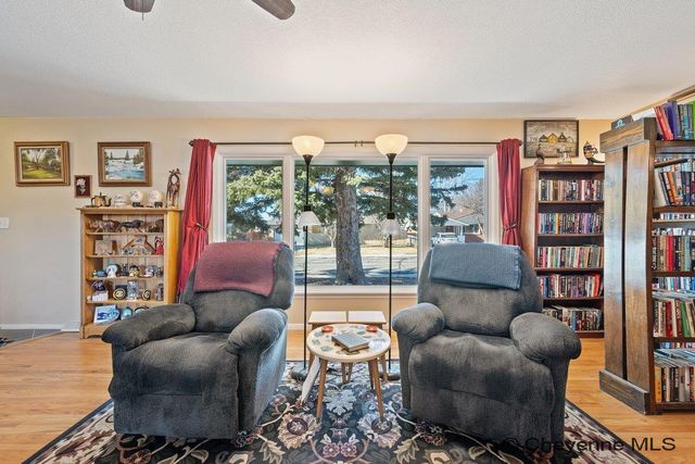 5509 FREDERICK DR, Cheyenne, WY 82009