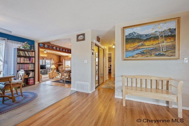 5509 FREDERICK DR, Cheyenne, WY 82009