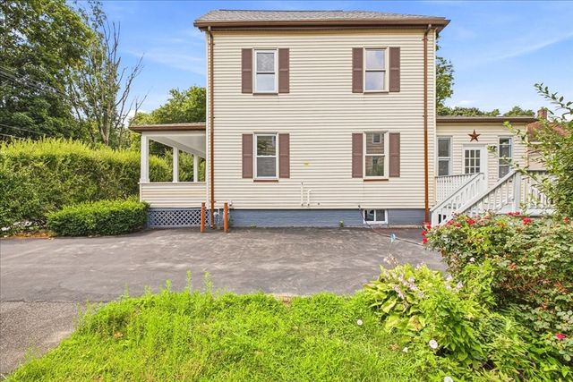 29 Wentworth Ave, Stoughton, MA 02072
