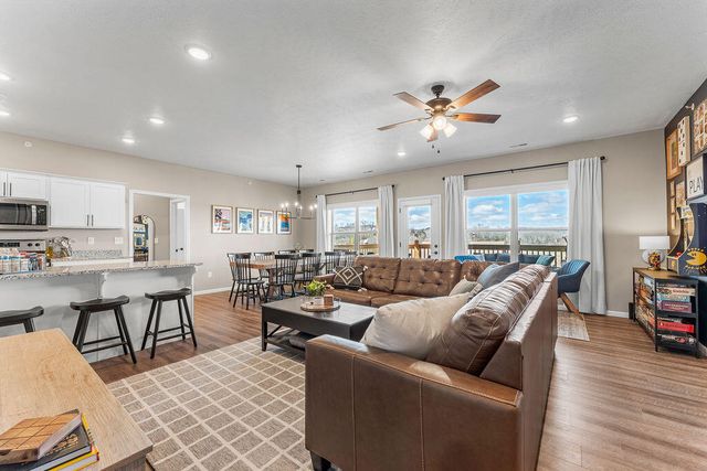 53 Bunker Drive 1, Branson West, MO 65737