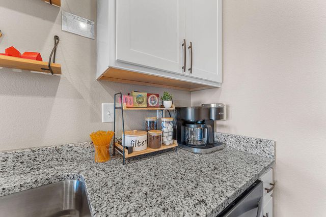 53 Bunker Drive 1, Branson West, MO 65737