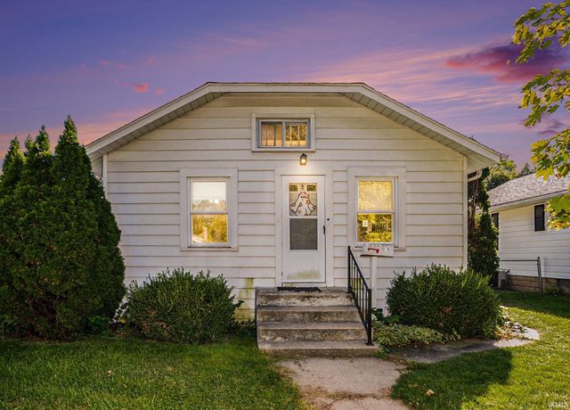 1015 E Broadway Street, Mishawaka, IN 46545